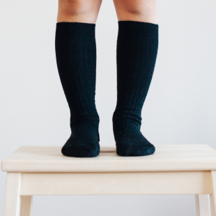 Lamington Merino Wool Knee High Rib Socks | Black